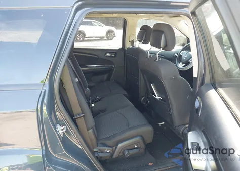 2018 Dodge Journey Sxt z USA, uszkodzony, nr VIN 3C4PDCBG3JT216413